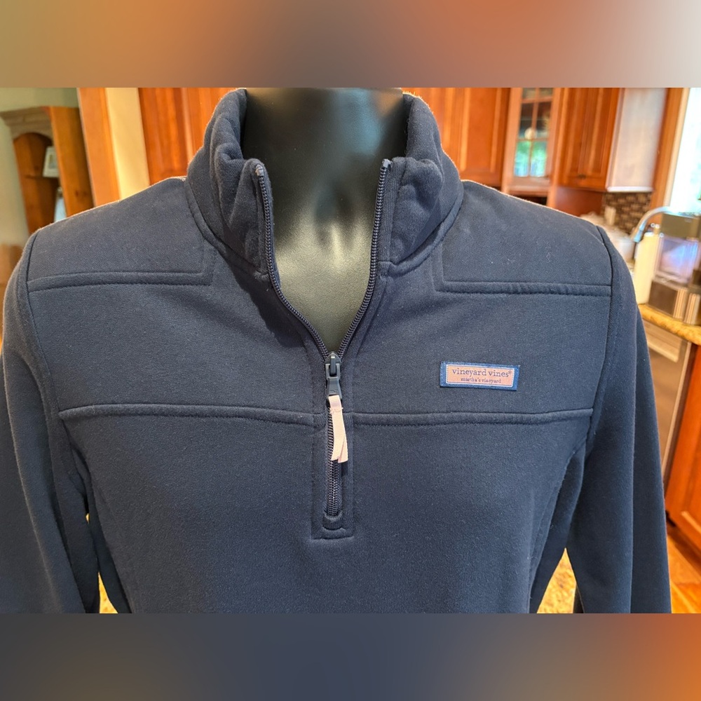 Vineyard Vines women’s quarter zip pullover. sharp‎ Navy with logo. retail: $128